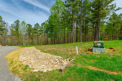 300 Deer Ridge Pt #SV190, Jasper, TN 37347
