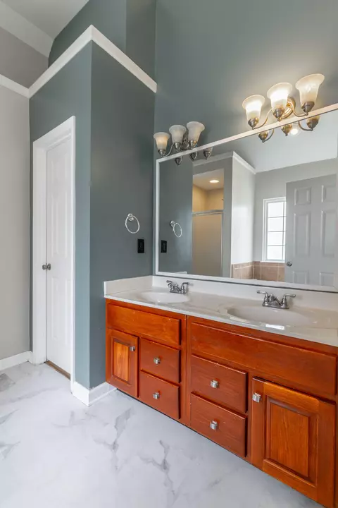 Bath - 8245 Witherow Way, Ooltewah, TN 37363 photo 1 of 9