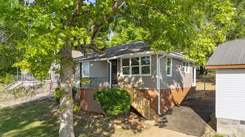 1130 N Chamberlain Ave, Chattanooga, TN 37406