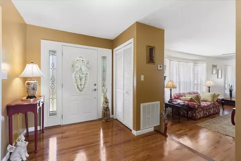 Entry Way - 487 Hackworth Rd, Whitwell, TN 37397 photo 1 of 2