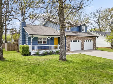 8712 Oak View Dr, Chattanooga, TN 37421