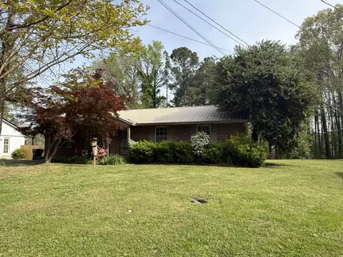 221 Chota Cir, Lafayette, GA 30728