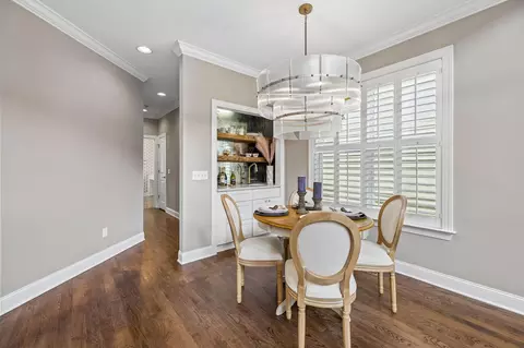 Dining - 619 E 16th St, Chattanooga, TN 37408 photo 1 of 2