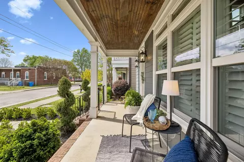 Exterior - 619 E 16th St, Chattanooga, TN 37408 photo 4 of 7