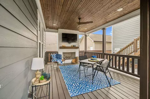 Exterior - 619 E 16th St, Chattanooga, TN 37408 photo 5 of 9