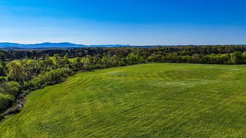1625 Red Hill Valley Rd SE, Cleveland, TN 37323