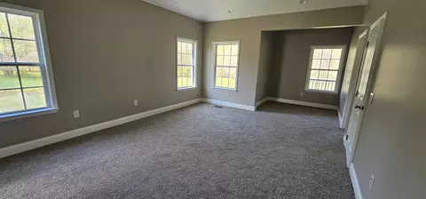 Bedroom - 5115 Highway 150, Sequatchie, TN 37374 photo 2 of 6