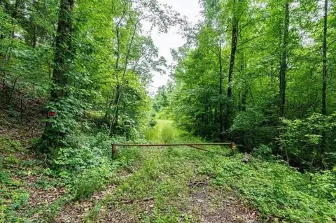 00 92 County Rd, Athens, TN 37303