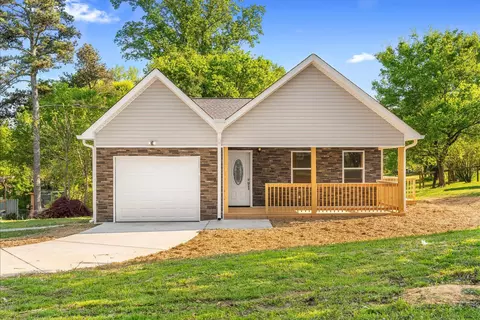 6 Catherine St, Rossville, GA 30741