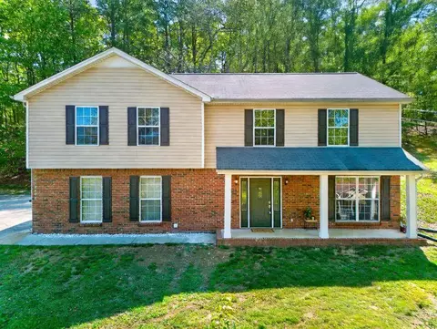 8706 Wooded Vale Ct, Harrison, TN 37341