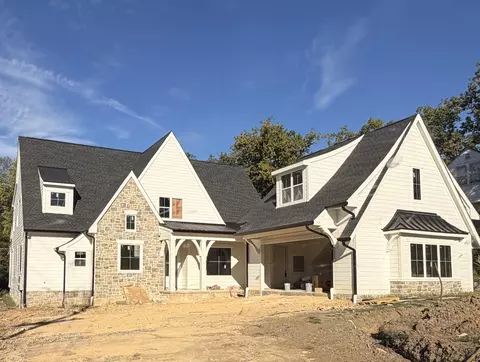 118 Fleetwood Dr, Lookout Mountain, TN 37350