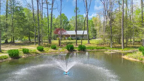733 Gizzard Creek Rd, Sequatchie, TN 37374