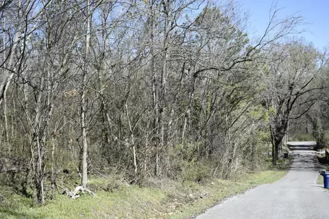 109 7th St, Rossville, GA 30741