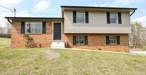 2089 Charlotte Dr NE, Cleveland, TN 37323