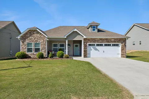 307 Franklin Cir, Fort Oglethorpe, GA 30742