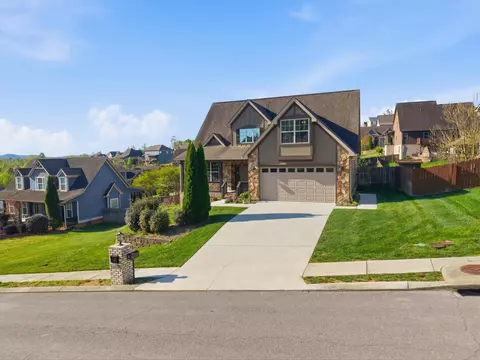 8095 Burgundy Cir, Chattanooga, TN 37421