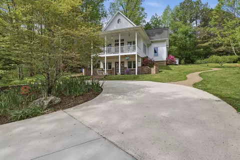 5129 Silver Ln, Apison, TN 37302
