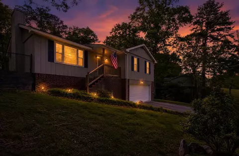 195 Brownwood Cir, Ringgold, GA 30736