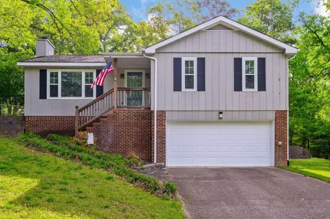 195 Brownwood Cir, Ringgold, GA 30736