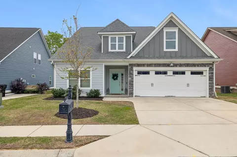 8016 Frostwood Ln, Ooltewah, TN 37363