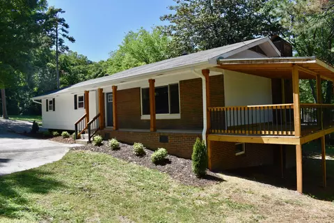 119 Alpine Dr, Rossville, GA 30741