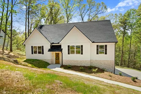 3146 Highland Cir, Rocky Face, GA 30740