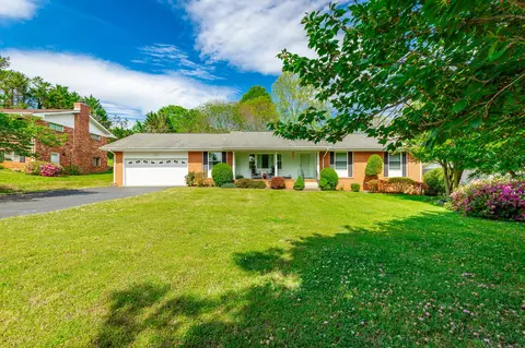 1723 Verona Dr, Chattanooga, TN 37421