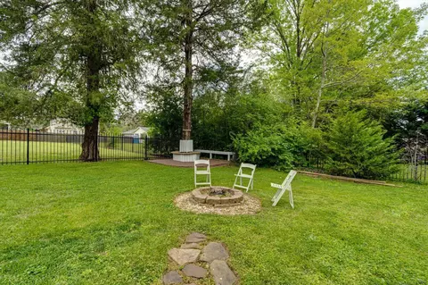 Exterior - 7154 Arbor Leaf Ln, Chattanooga, TN 37421 photo 7 of 11