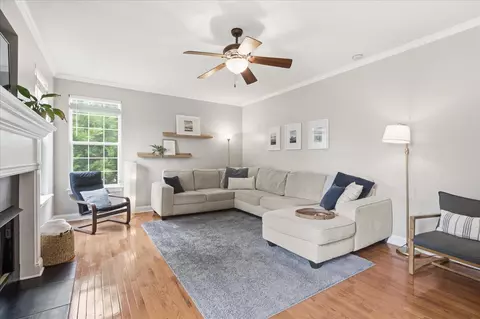 Living - 7154 Arbor Leaf Ln, Chattanooga, TN 37421 photo 2 of 3