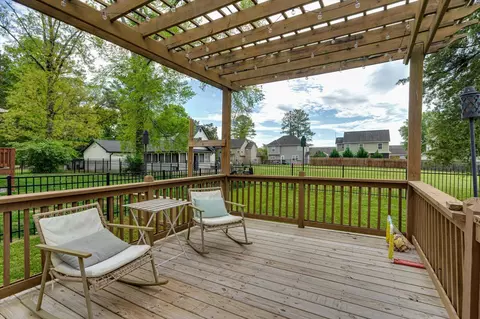 Exterior - 7154 Arbor Leaf Ln, Chattanooga, TN 37421 photo 6 of 11