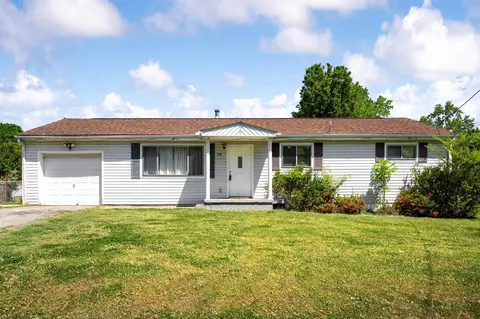 722 Mary Agnes Dr, Rossville, GA 30741
