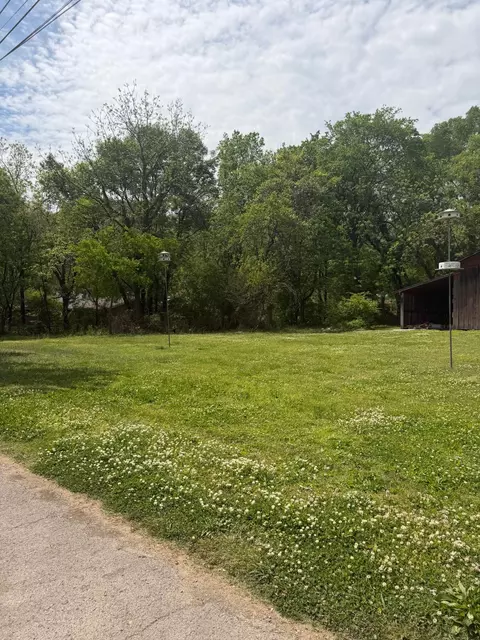 711 2nd St, South Pittsburg, TN 37380