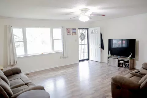 Living - 175 Teeters Loop, Dunlap, TN 37327 photo 1 of 2