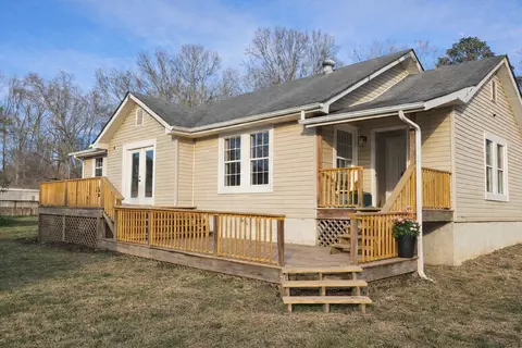 558 Carrol Dr, Ringgold, GA 30736