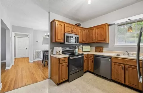 Entry Way - 90 Sutton Dr, Ringgold, GA 30736 photo 1 of 2