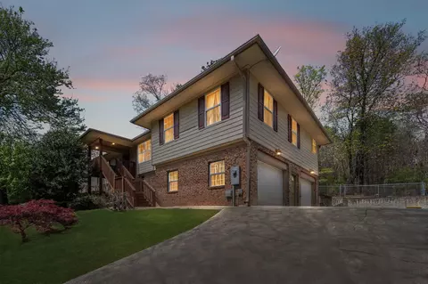 90 Sutton Dr, Ringgold, GA 30736