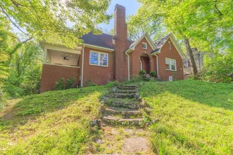 330 Tunnel Blvd, Chattanooga, TN 37411