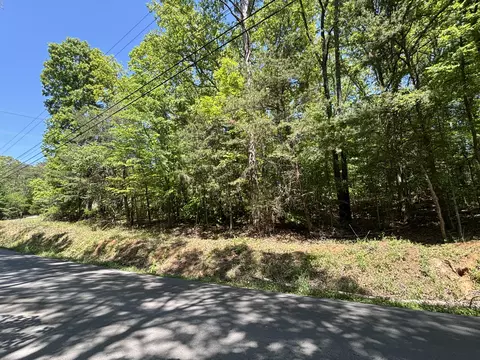 670 Lake View Dr, New Hope, TN 37380