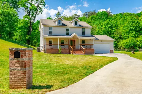 957 Lower Mill Rd, Hixson, TN 37343