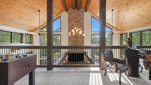 Entry Way - 169 Cherokee Ridge Dr, Ocoee, TN 37361 photo 5 of 11