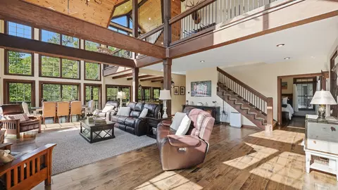 Living - 169 Cherokee Ridge Dr, Ocoee, TN 37361 photo 3 of 3