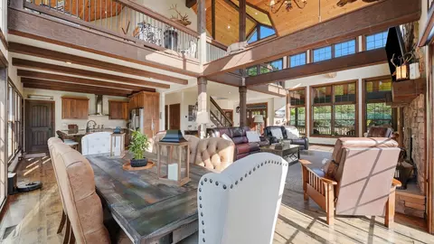 Dining - 169 Cherokee Ridge Dr, Ocoee, TN 37361 photo 1 of 2