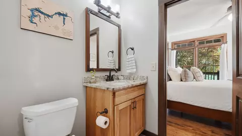 Bath - 169 Cherokee Ridge Dr, Ocoee, TN 37361 photo 1 of 8