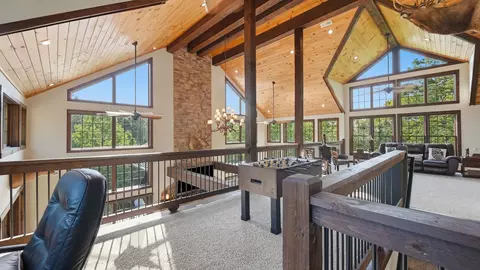 Entry Way - 169 Cherokee Ridge Dr, Ocoee, TN 37361 photo 6 of 11