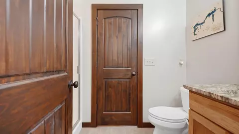 Bath - 169 Cherokee Ridge Dr, Ocoee, TN 37361 photo 2 of 8