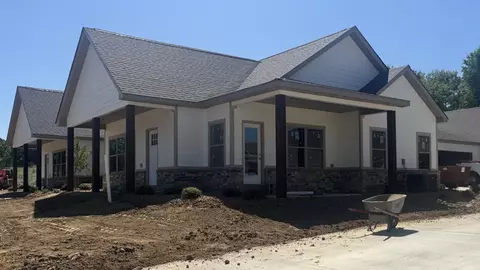 86 Maddox Ln, Chatsworth, GA 30705