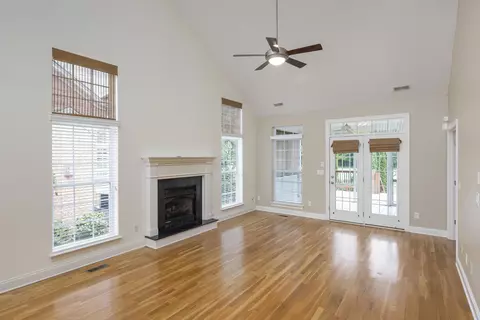Living - 8233 Double Eagle Ct, Ooltewah, TN 37363 photo 3 of 5