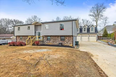 1804 Honeysuckle Trl, Fort Oglethorpe, GA 30742