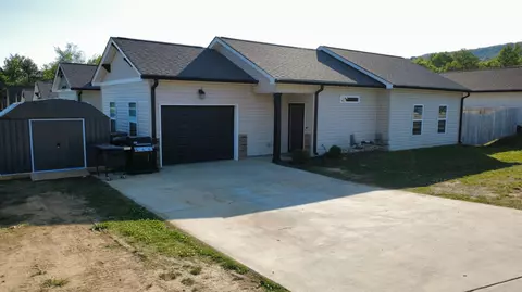 194 Norman Creek Rd, Evensville, TN 37332