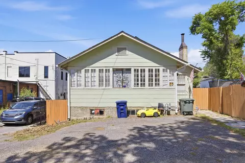 11 W Brow Ter, Chattanooga, TN 37411